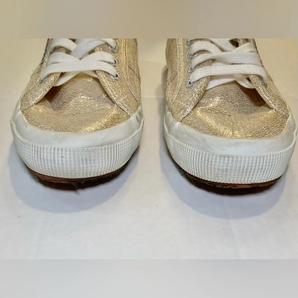 Superga 🟣 2750 Size 9 Gold Metallic Sneakers
